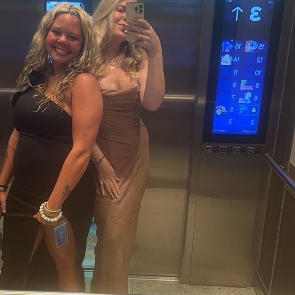 House of CB Gabrielle in Cafe Au Lait Size M - Picture 6 of 7